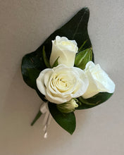 Load image into Gallery viewer, Buttonholes