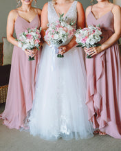 Load image into Gallery viewer, Pink and white roses,lisanthus and baby's breath wedding bouquets.Perth wedding.