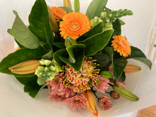 Load image into Gallery viewer, Bouquet of bright blooms including lilllium