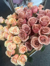 Load image into Gallery viewer, Bridal bouquet of white roses
