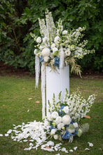 Load image into Gallery viewer, Wedding Plinth and floor flower arrangements in Perth
