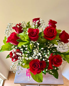 Red roses in a vase